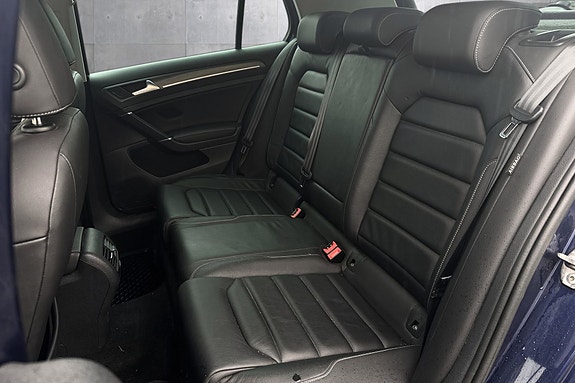 Volkswagen e-Golf VII 13 of 28