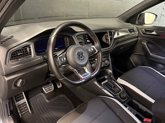 Volkswagen T-Roc 9 of 29