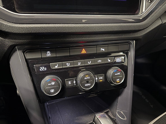 Volkswagen T-Roc 20 of 29