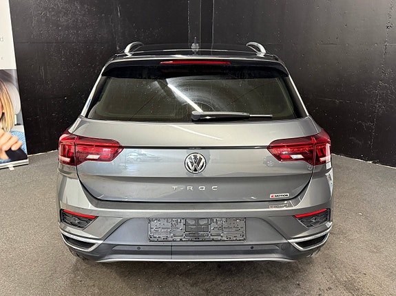 Volkswagen T-Roc 6 of 29