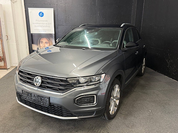 Volkswagen T-Roc 4 of 29