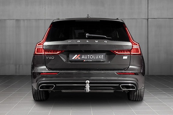 Volvo V60 8 of 30