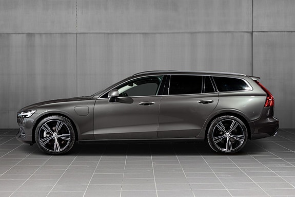 Volvo V60 11 of 30