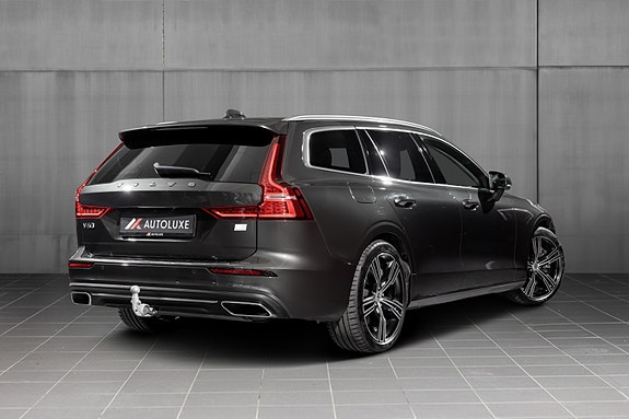 Volvo V60 5 of 30