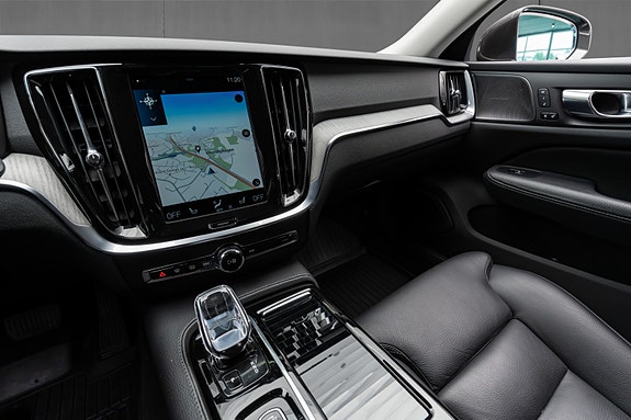 Volvo V60 21 of 30