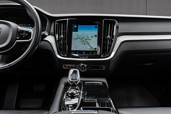 Volvo V60 24 of 30