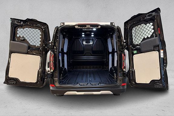Ford Transit Custom 9 of 25