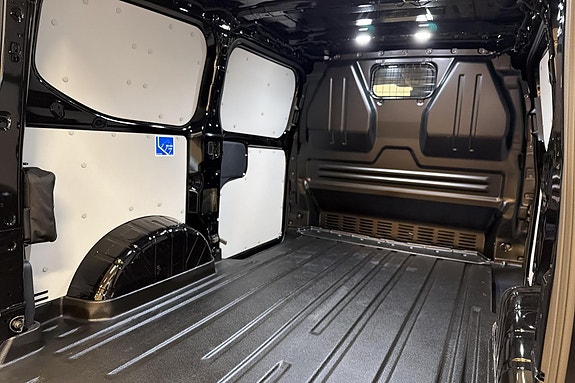Ford Transit Custom 10 of 25