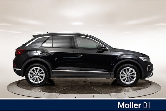 Volkswagen T-Roc 6 of 27