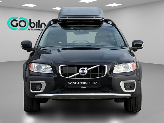 Volvo XC70 2 of 27