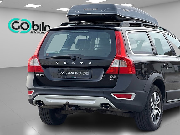 Volvo XC70 10 of 27