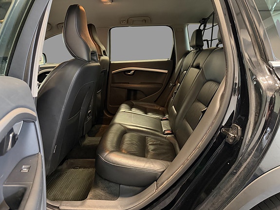 Volvo XC70 24 of 27