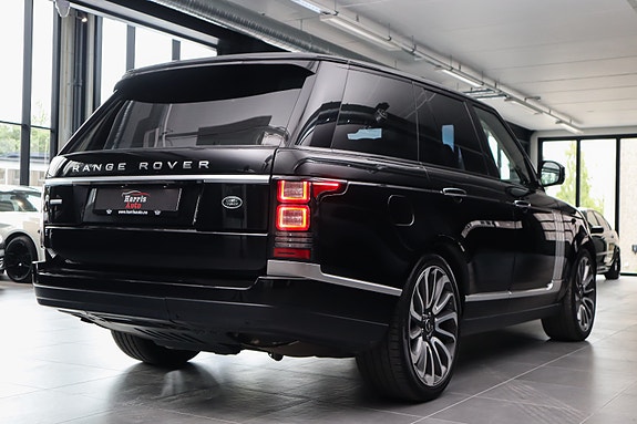 Land Rover Range Rover 19 of 30