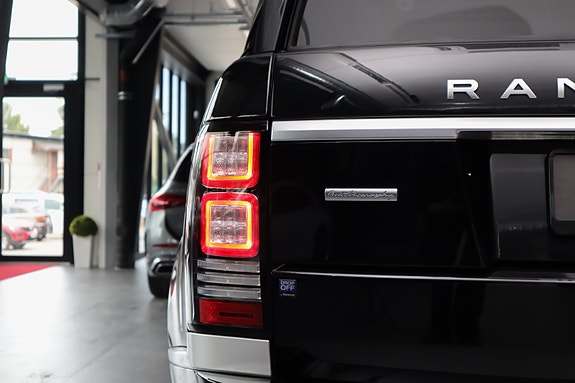 Land Rover Range Rover 15 of 30