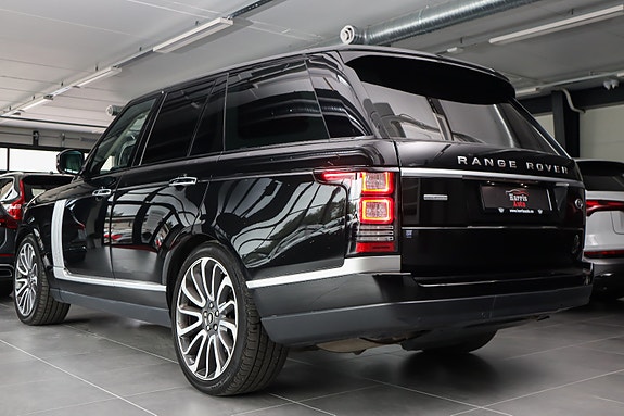 Land Rover Range Rover 10 of 30