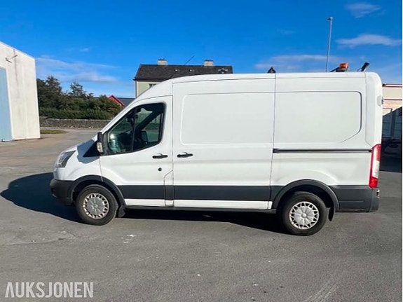 Ford Transit 4 of 28