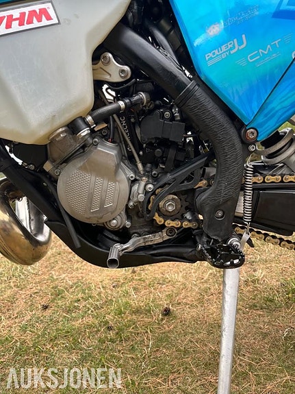 KTM 150 EXC 10 of 16