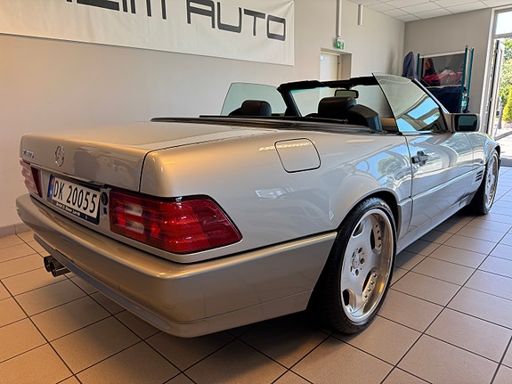 Mercedes-Benz 500 SL 3 of 17