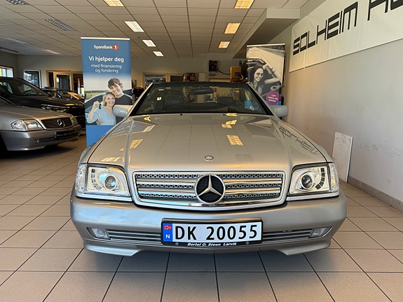 Mercedes-Benz 500 SL 4 of 17