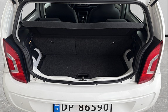 Volkswagen UP! 10 of 17