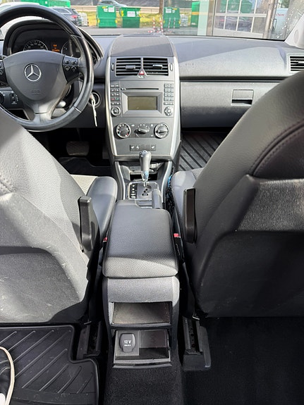 Mercedes-Benz A160 16 of 23