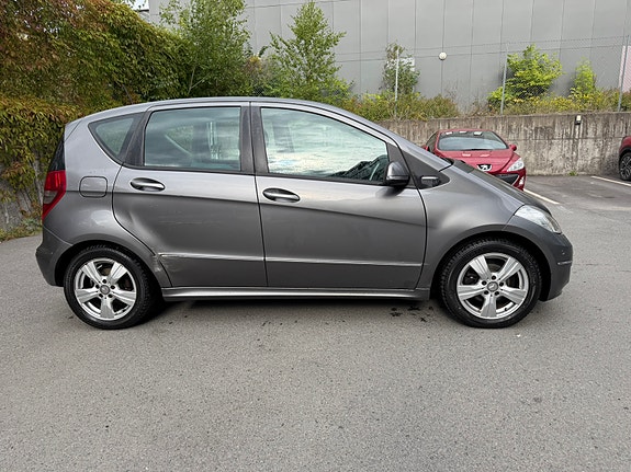 Mercedes-Benz A160 6 of 23