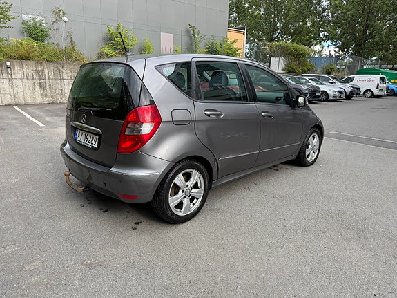 Mercedes-Benz A160 5 of 23