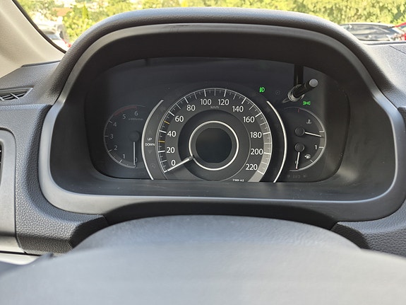 Honda CR-V 16 of 30