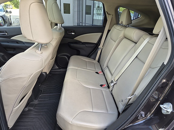 Honda CR-V 14 of 30