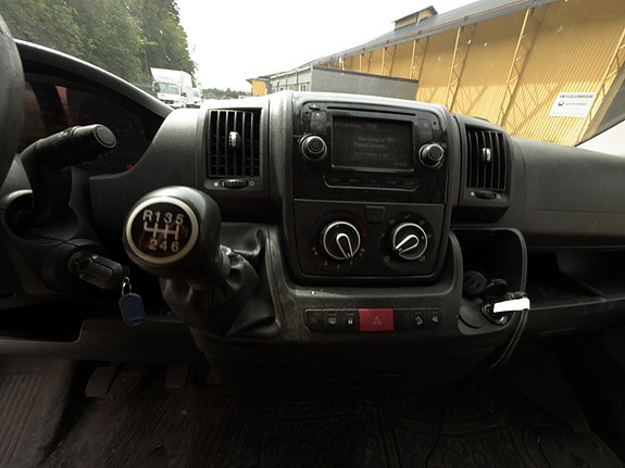 Peugeot BOXER *kran PALFINGER PC 2700 *Rekkevidde 6,1 m 20 of 27