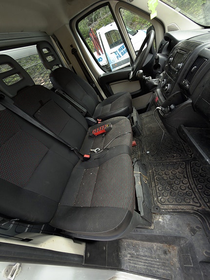 Peugeot BOXER *kran PALFINGER PC 2700 *Rekkevidde 6,1 m 14 of 27