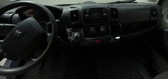 Peugeot BOXER *kran PALFINGER PC 2700 *Rekkevidde 6,1 m 21 of 27
