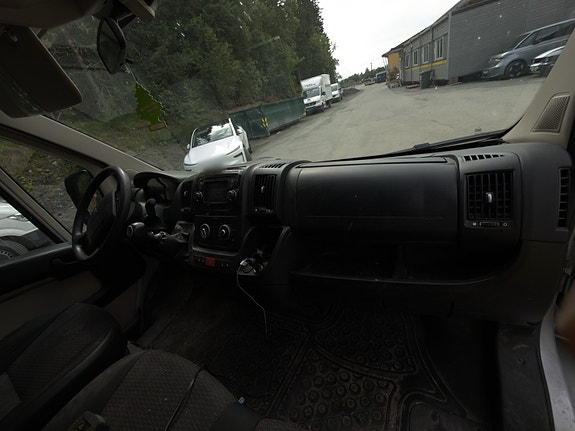 Peugeot BOXER *kran PALFINGER PC 2700 *Rekkevidde 6,1 m 19 of 27