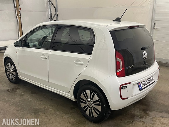 Volkswagen UP! 2 of 30