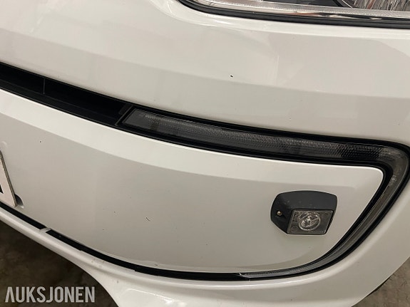 Volkswagen UP! 30 of 30