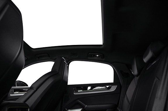 Porsche Cayenne 29 of 30