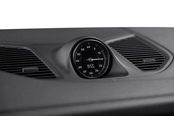 Porsche Cayenne 27 of 30
