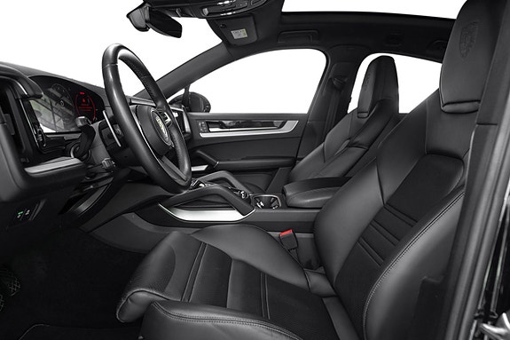 Porsche Cayenne 14 of 30