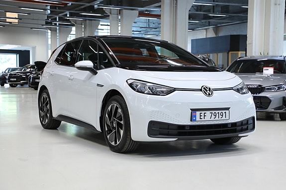 Volkswagen ID.3 2 of 30