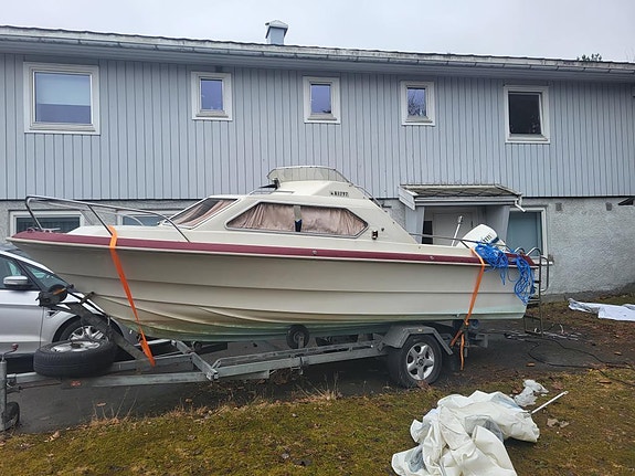 20ft skipsplast med henger 2 of 8