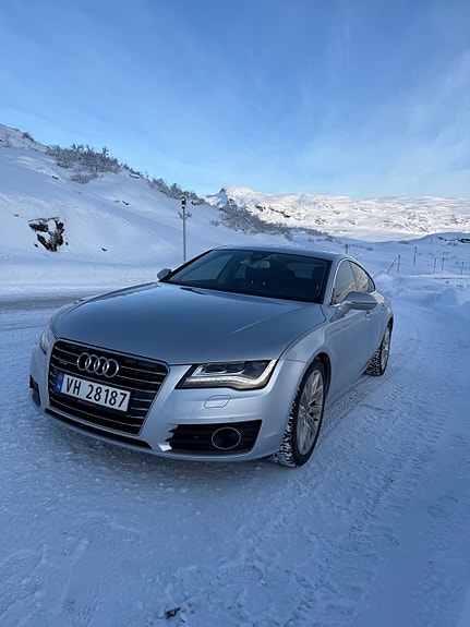 Audi A7 2 of 15