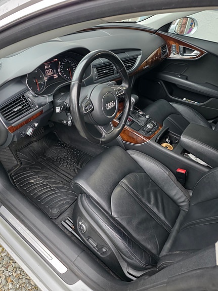 Audi A7 10 of 15