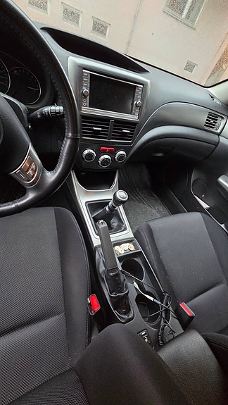 Subaru Impreza 14 of 15
