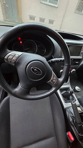 Subaru Impreza 15 of 15