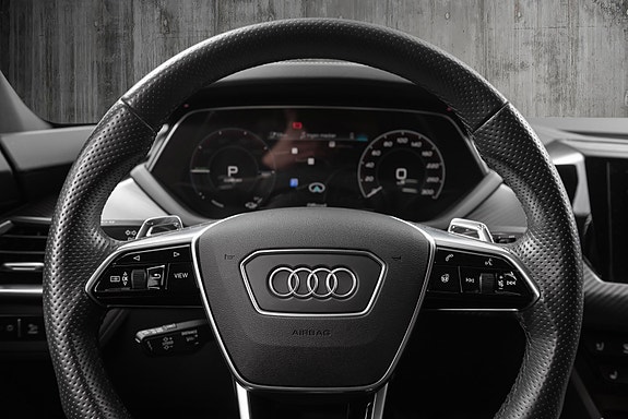 Audi e-tron GT 22 of 30