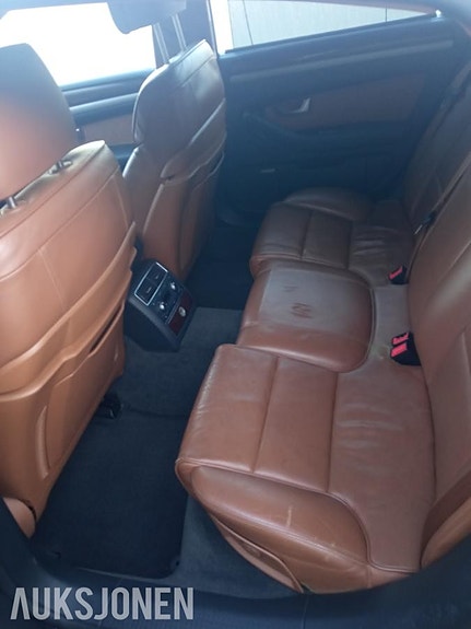 Audi A8 17 of 30