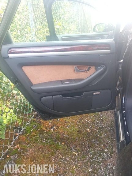 Audi A8 27 of 30