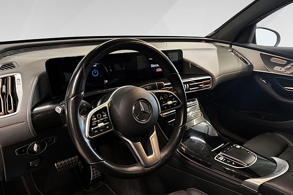Mercedes-Benz EQC400 11 of 18