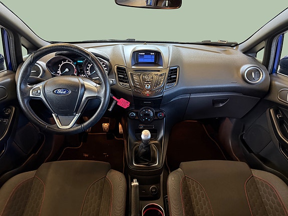 Ford Fiesta 14 of 25