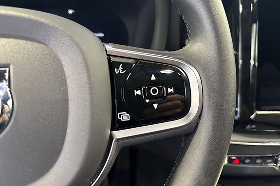 Volvo XC60 20 of 25